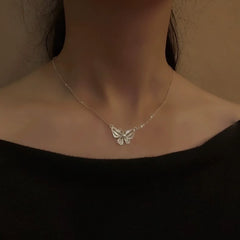 Handmade Dao'an Sterling Silver Collarbone Necklace - Intangible Cultural Heritage, Filigree Inlaid with Natural Freshwater Pearl Butterfly Design