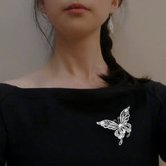 Handmade Dao'an Silver Filigree Brooch - Pendant with Inlaid Natural Freshwater Pearl – Traditional Chinese Intangible Cultural Heritage Art